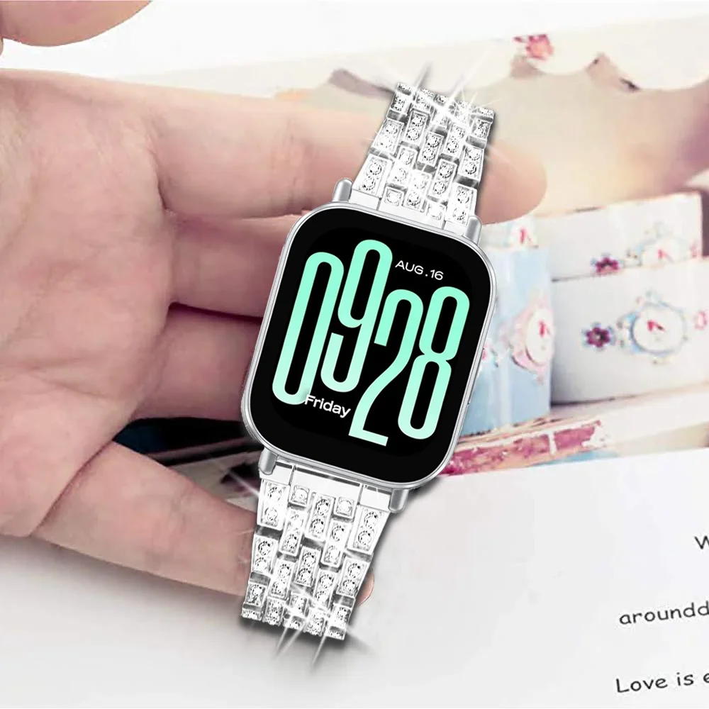 الفولاذ المقاوم للصدأ مع الماس - مراجعة Titan Smartwatch Accessories وسعره